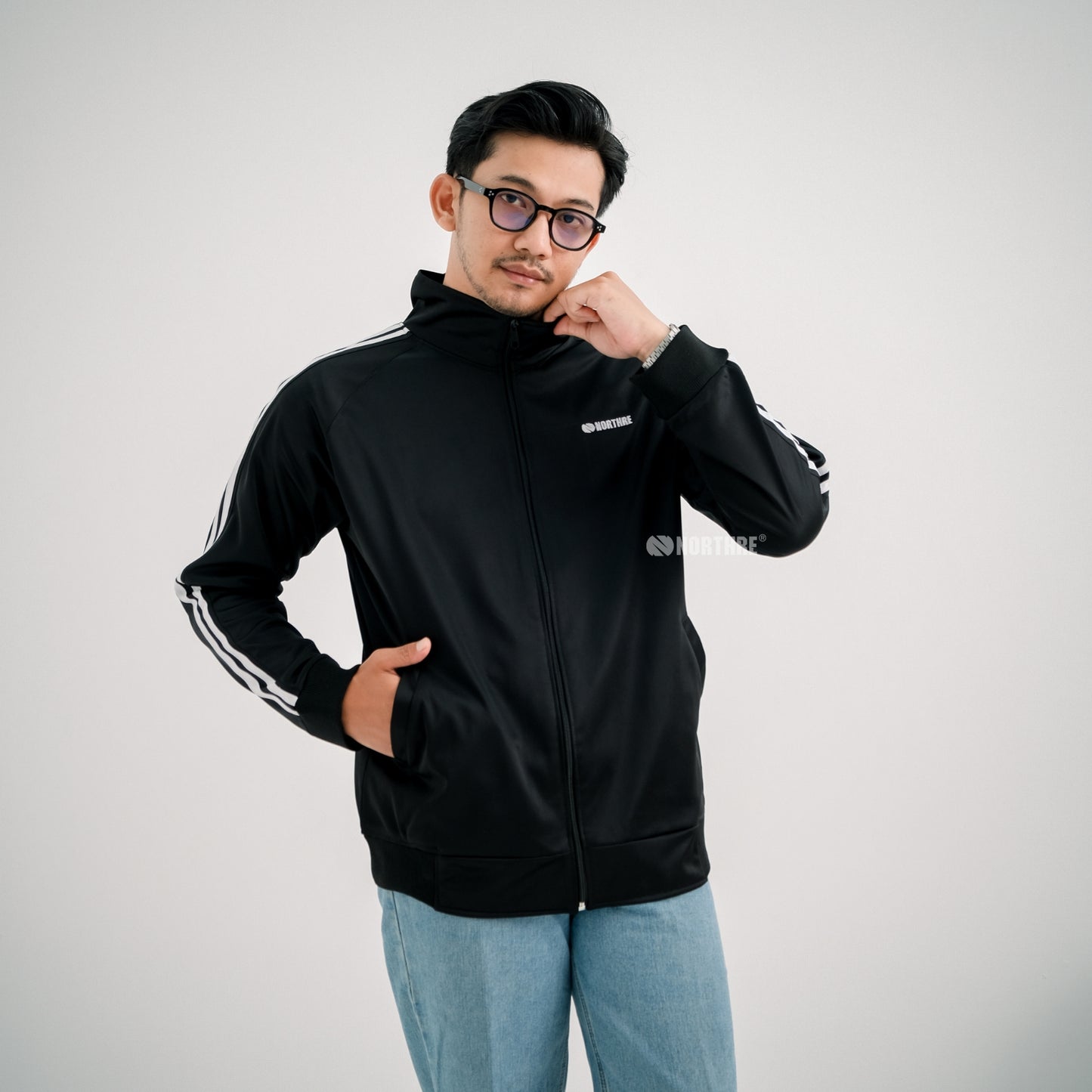 NORTHRE Jacket Tracktop Crossguild Black two strips NTbasic