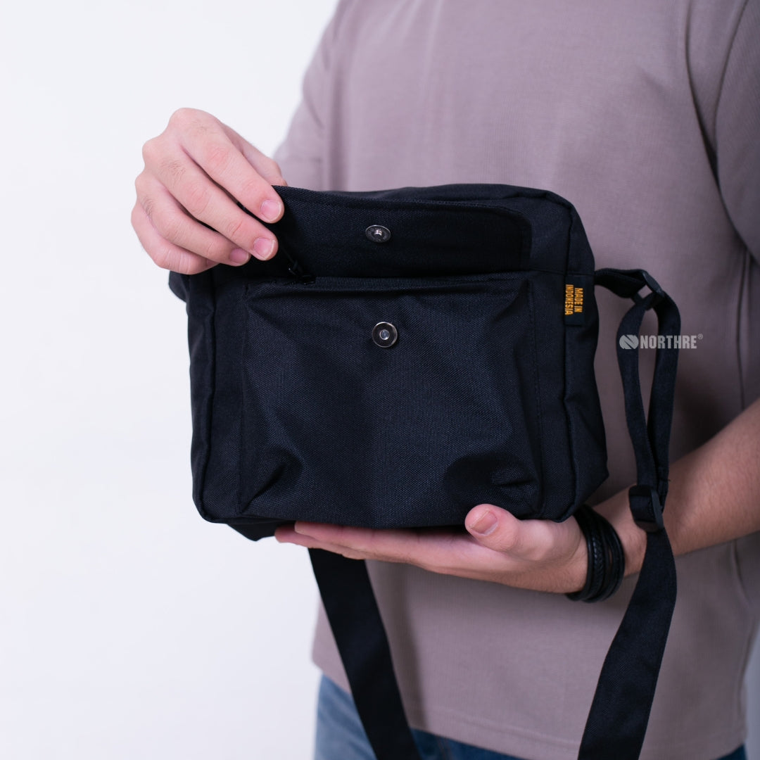 NORTHRE Sling Bag Multi Pocket
