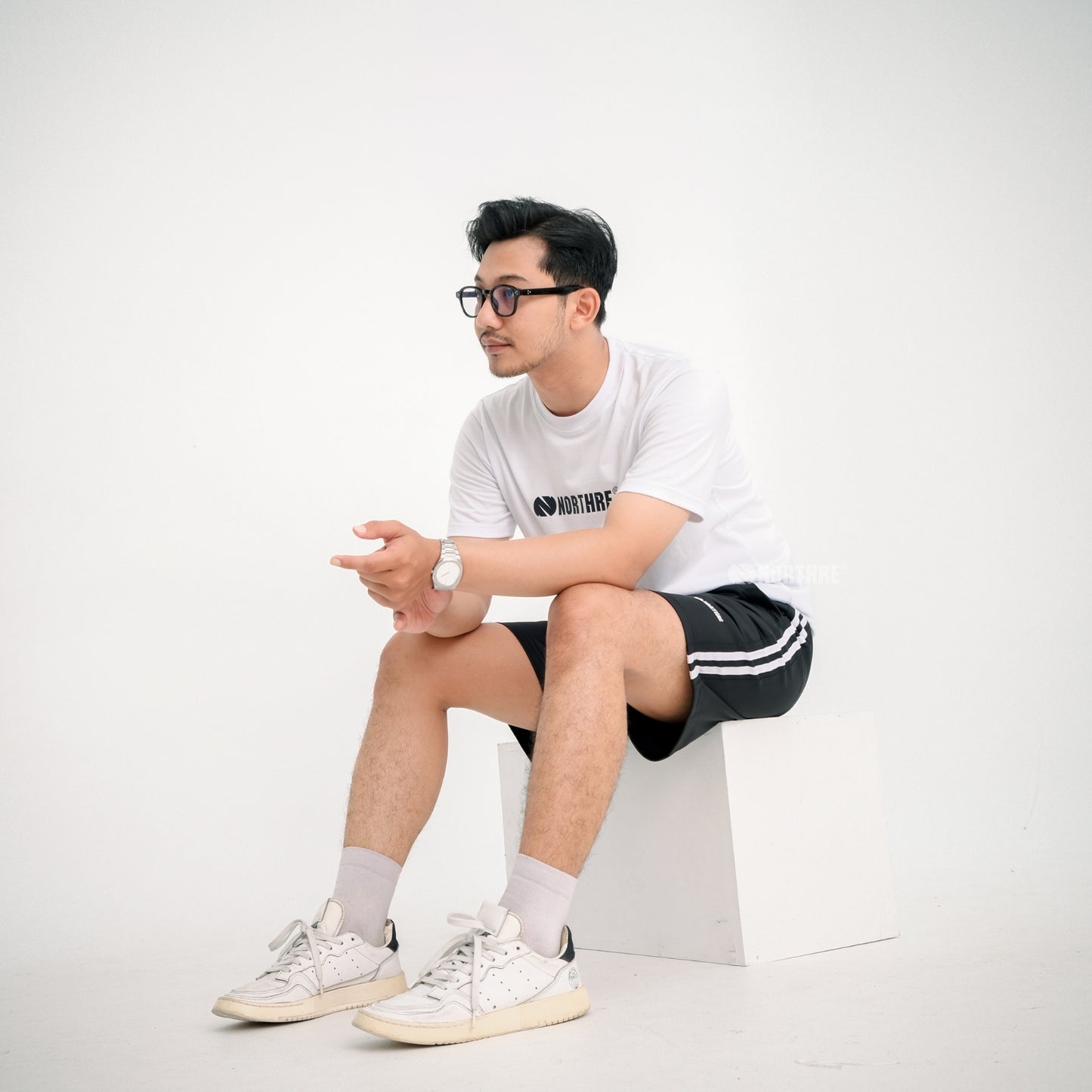 NORTHRE Sports Shorts Crossguild Black two strips NTbasic